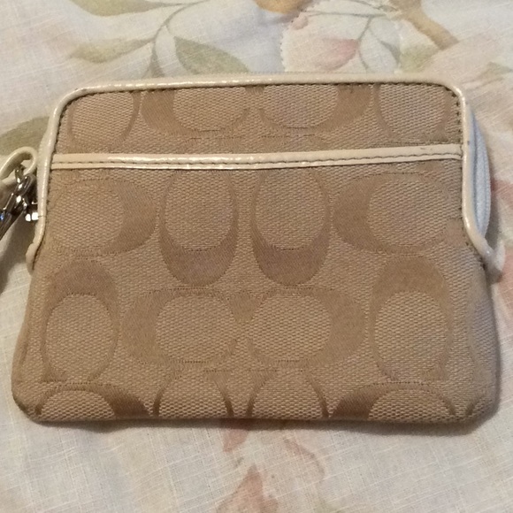 Beige Coach wristlet - Picture 3 of 5